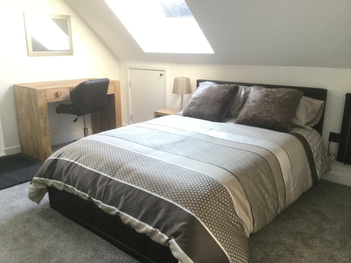 Idyllic Studio Flat Winchester Bagian luar foto
